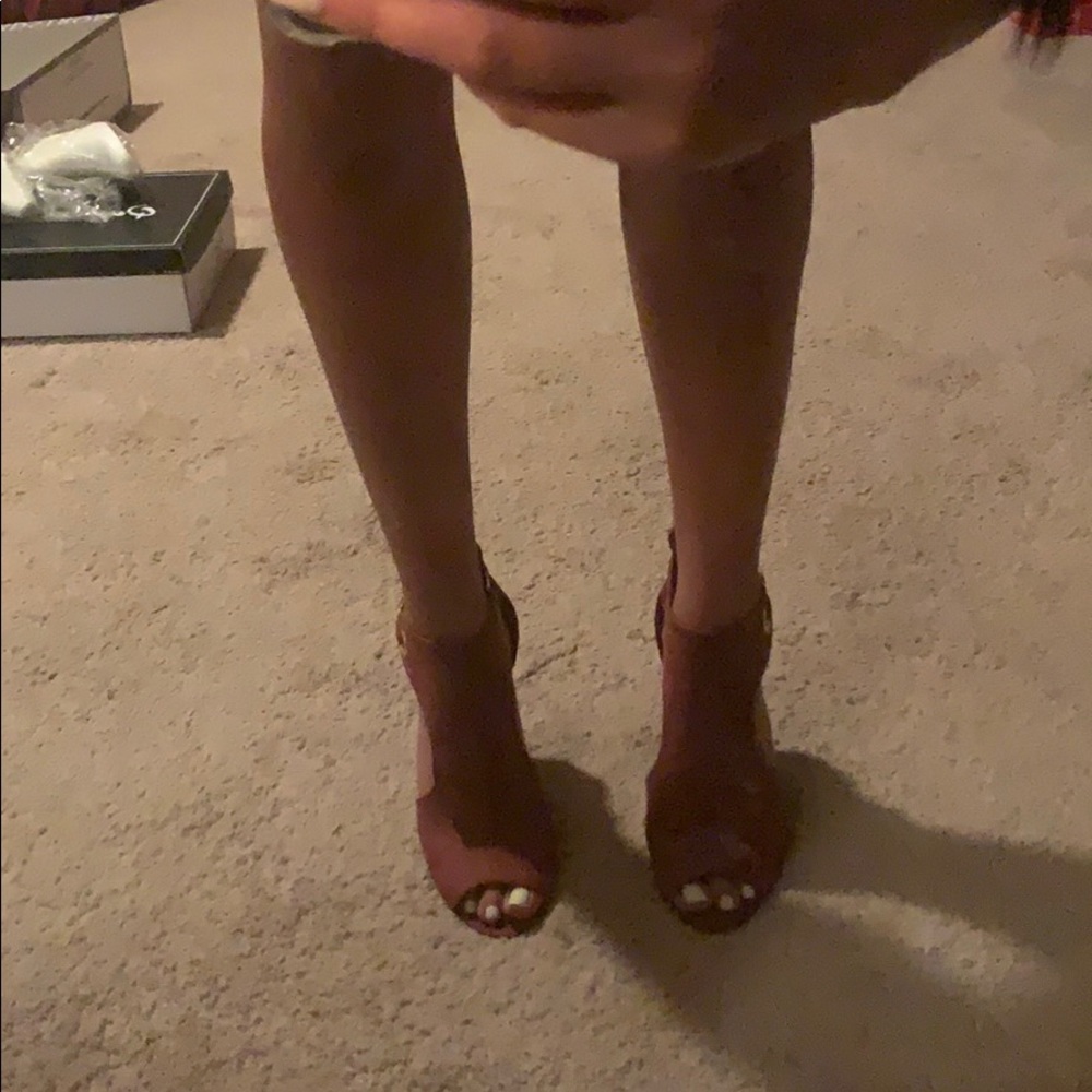 Block Heel - Picture 5 of 6